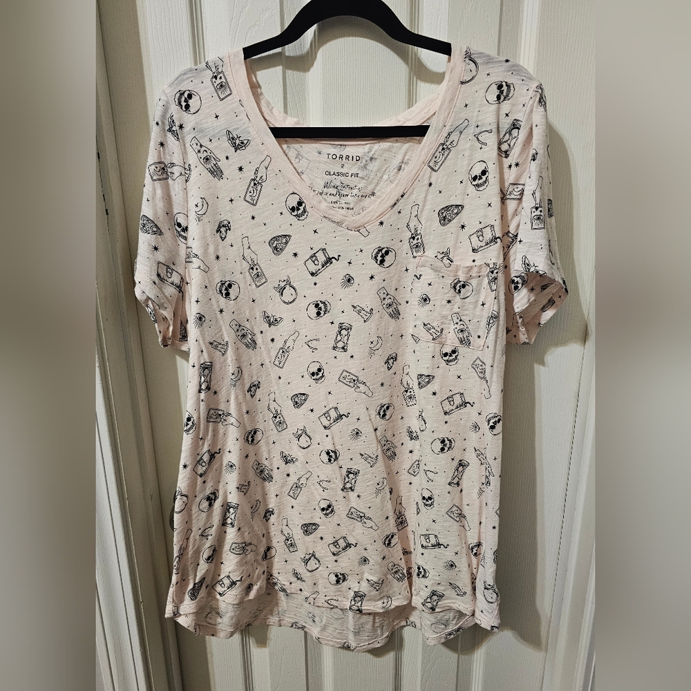 Short sleeve torrid top